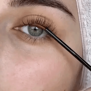 LashGlow Serum